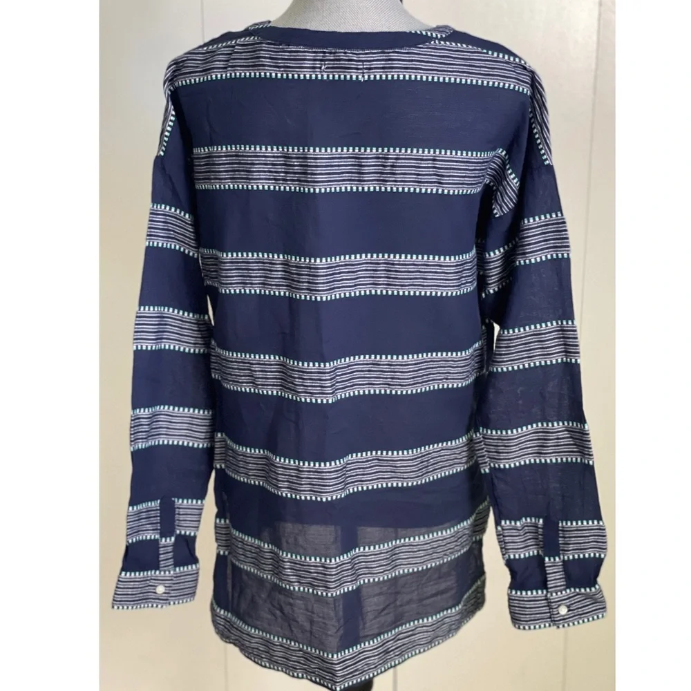 NWOT OLD NAVY TUNIC STYLE TOP - Picture 2 of 5